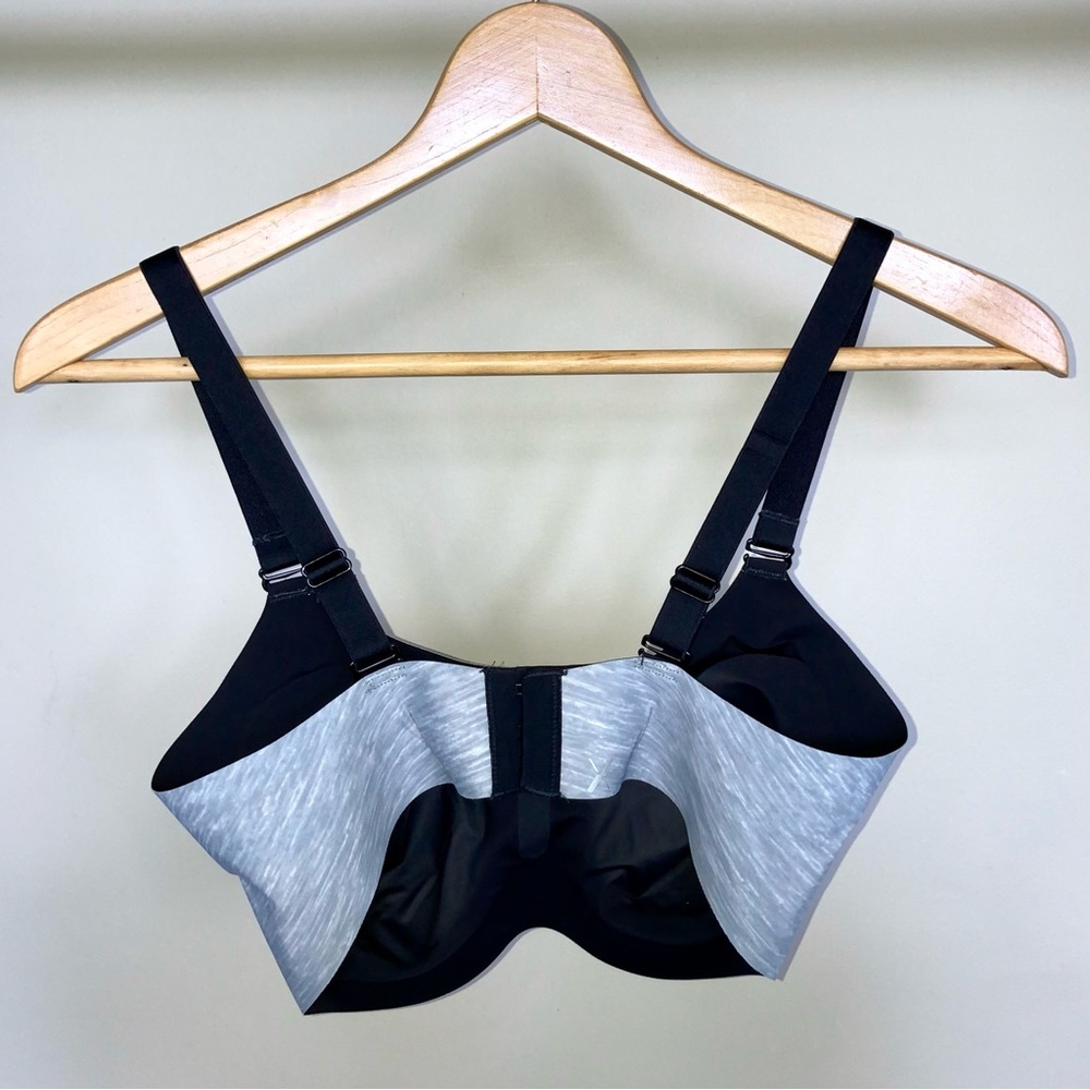 Knix Evolution bra. 🖤 - Picture 6 of 10